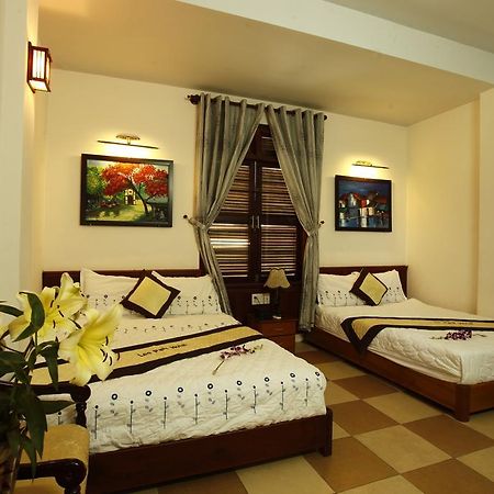 Camry Hotel Da Nang Exterior photo