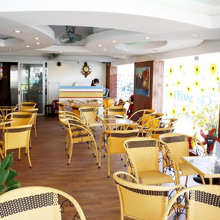 Camry Hotel Da Nang Exterior photo
