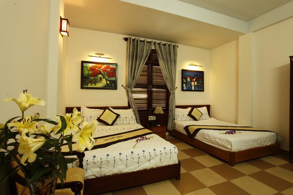 Camry Hotel Da Nang Exterior photo